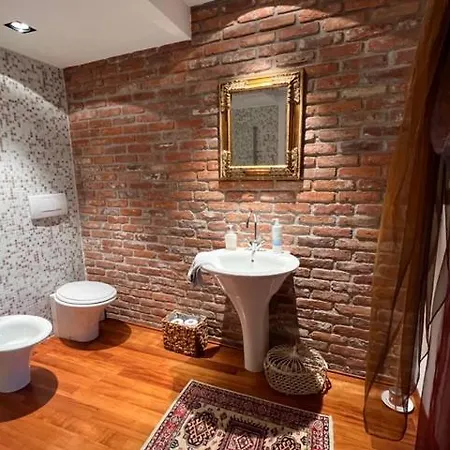 Myvilla *